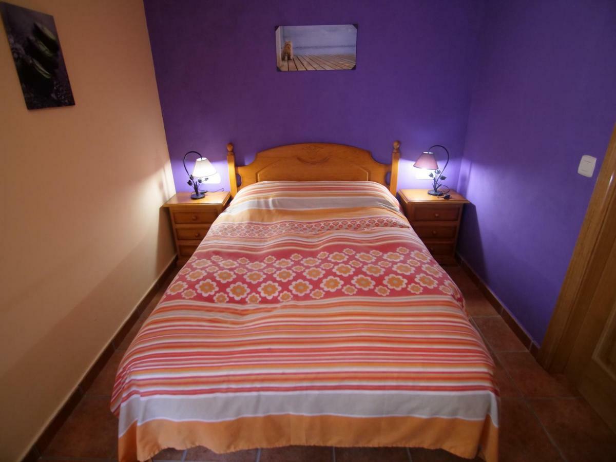 Albergue De Portilla Portilla de la Reina Esterno foto